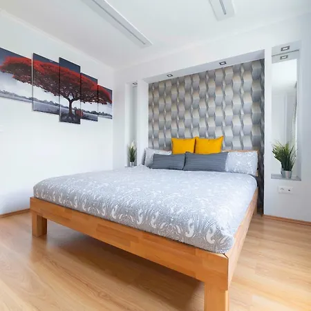 Comfort 66 - Real-life 3-room Family With 4 Beds * Miskolc