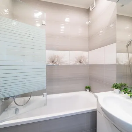 Comfort 66 - Real-life 3-room Family With 4 Beds Мишкольц