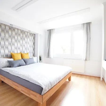 Апартаменты Comfort 66 - Real-life 3-room Family With 4 Beds
