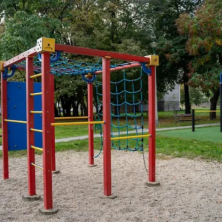 Comfort 66 - Real-life 3-room Family With 4 Beds Мишкольц
